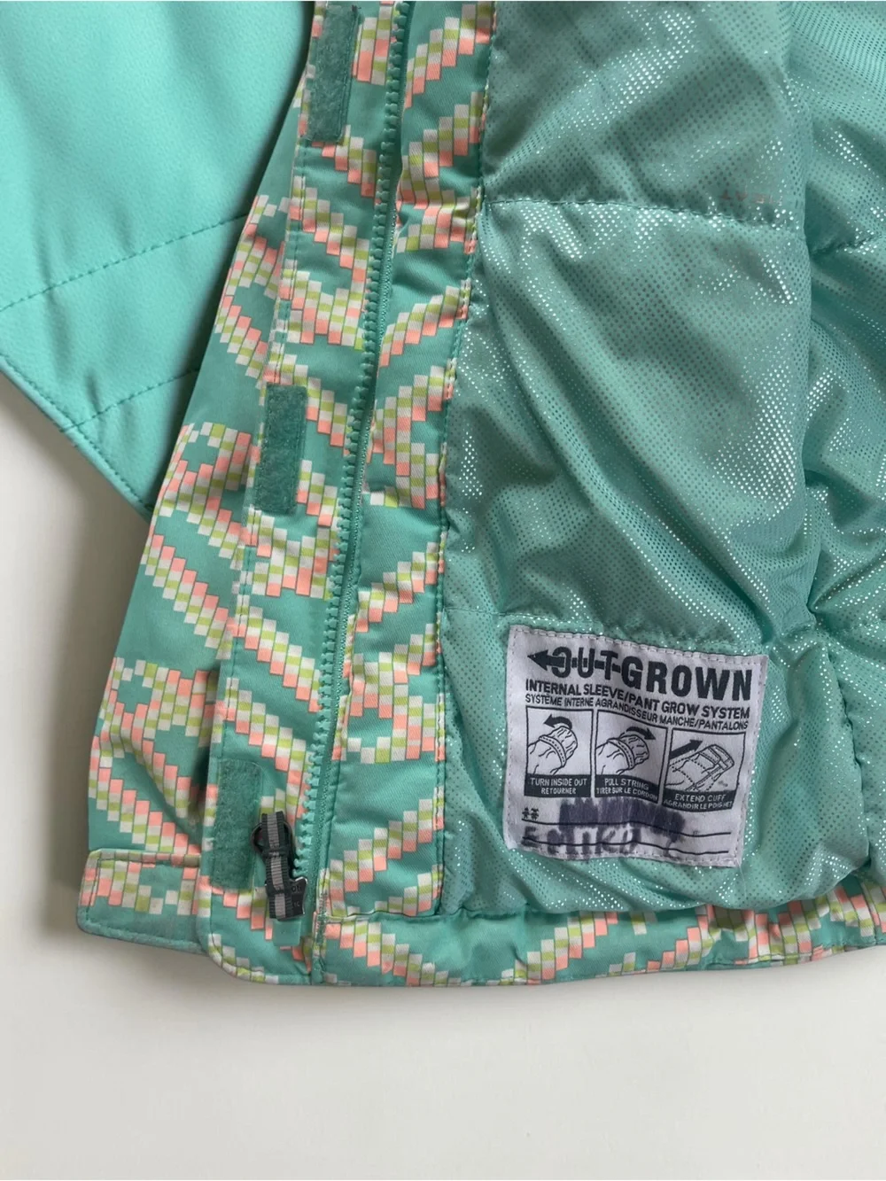 COLUMBIA VGUC Mint Blush Pink Geometric Print Omni-Tech Hooded Winter Jacket